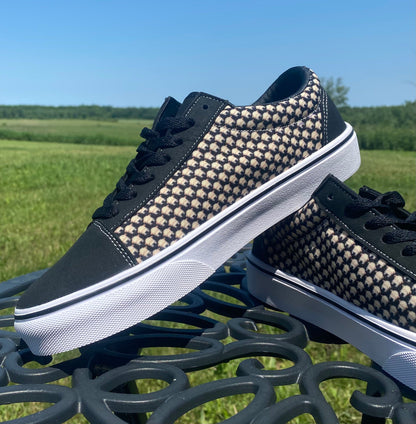 the-wheaten-store-wheaten-puppy-women-s-classic-sneakers-black-women-s-low-top-skateboarding-shoes-model-e001-2-women-s-skateboarding-shoes-e001-2-32987719532741